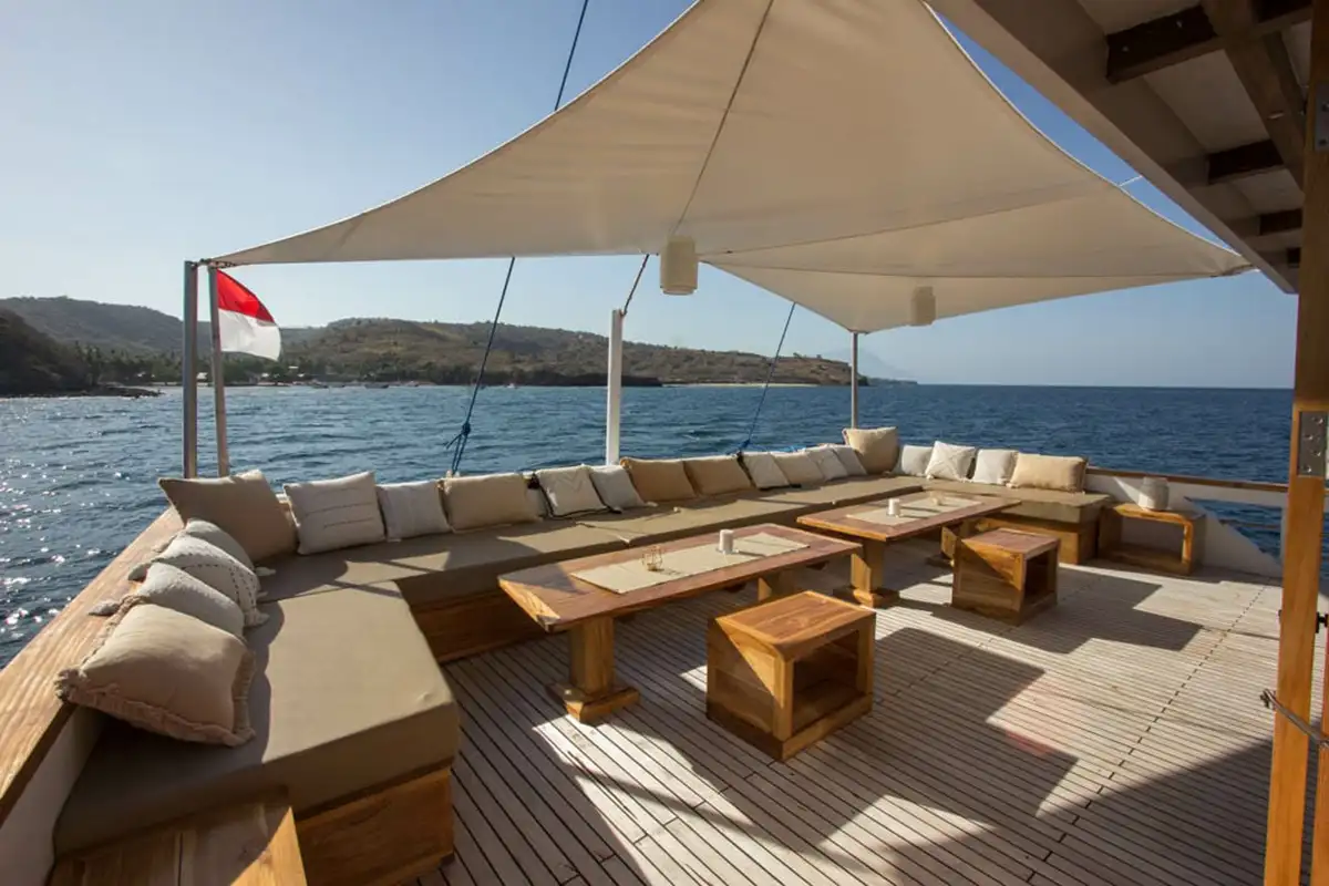 Sundeck