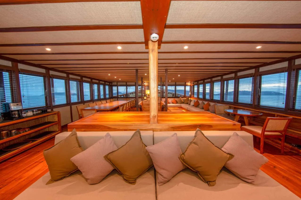 Coralia Liveaboard air-conditioned lounge