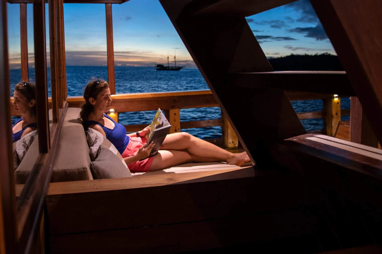 Coralia Liveaboard main deck leisure area