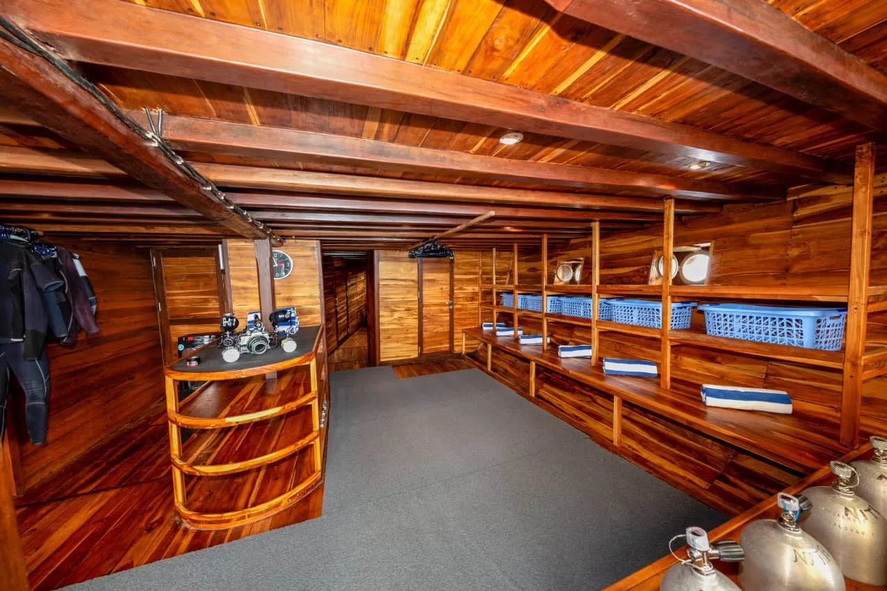 Coralia Liveaboard dive centre