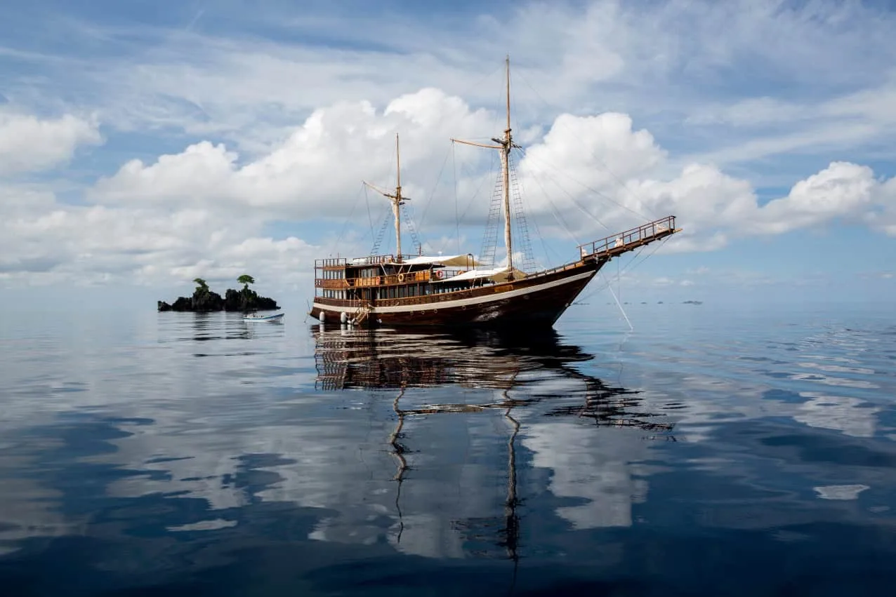 Coralia Liveaboard at sea