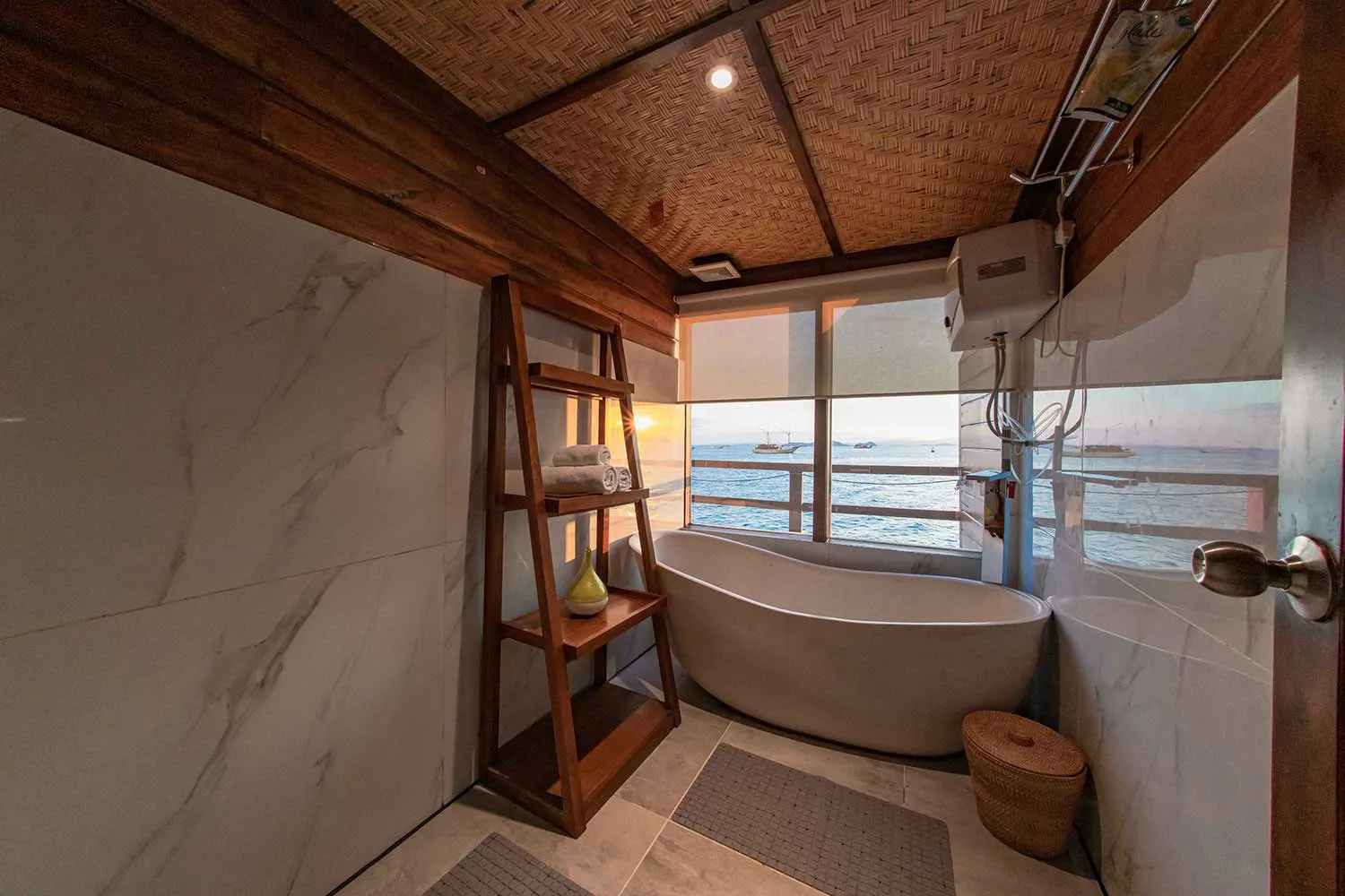 Neomi Cruise master bedroom bathroom