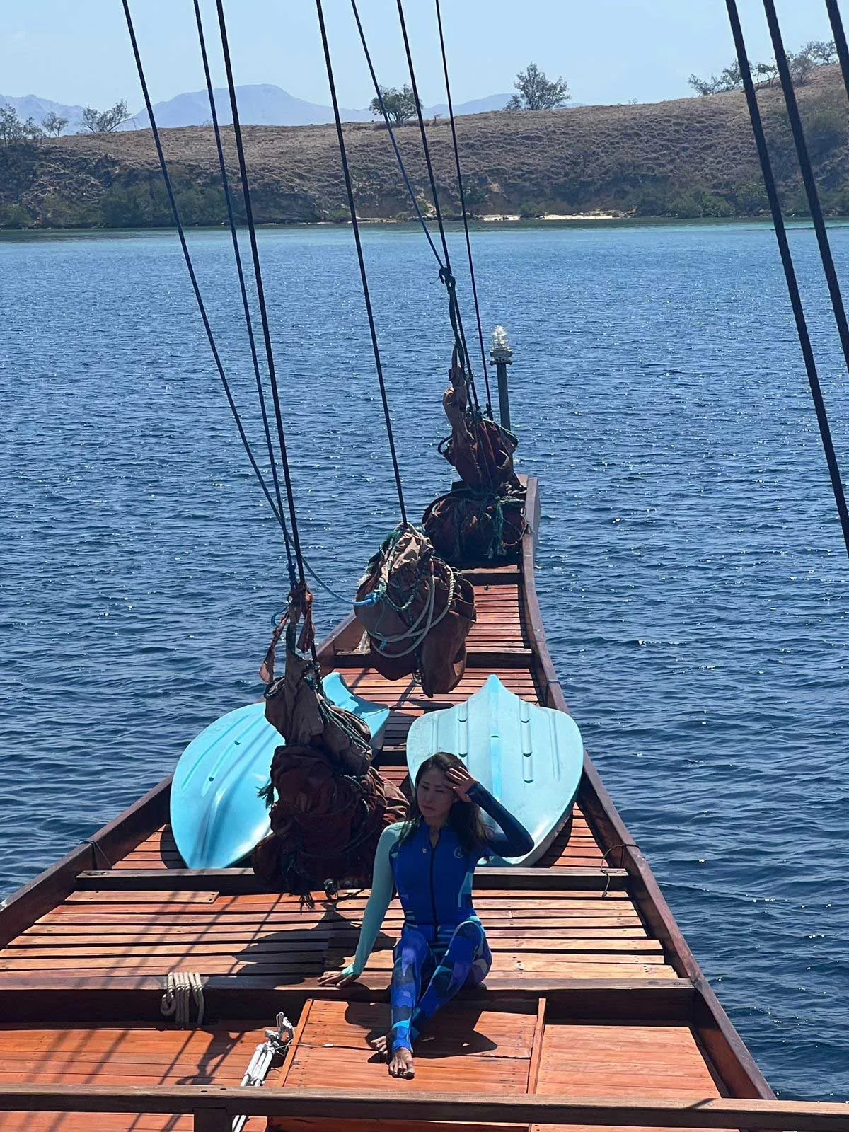 Main deck of Neomi Cruise Phinisi