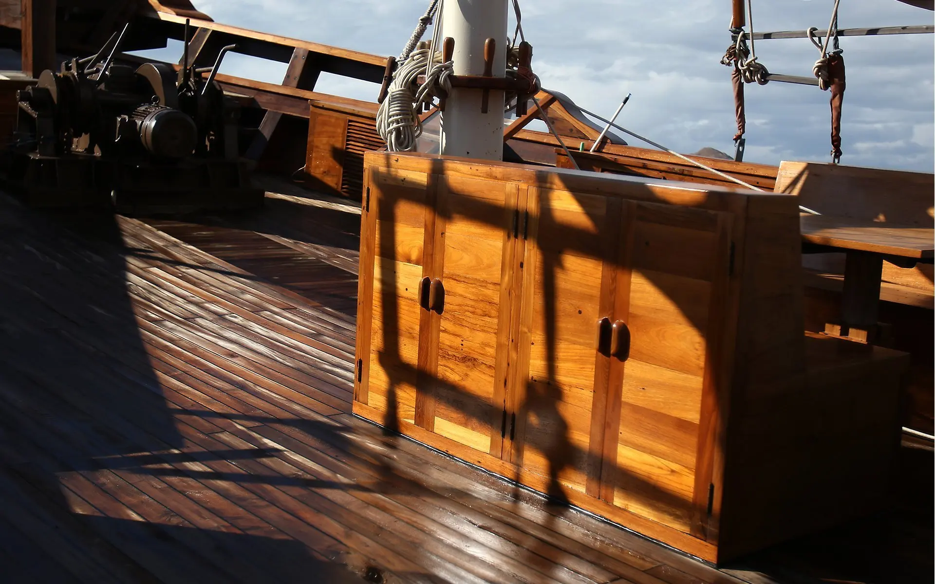 Tiare Liveaboard Deck Area | Indonesia Juara Trip
