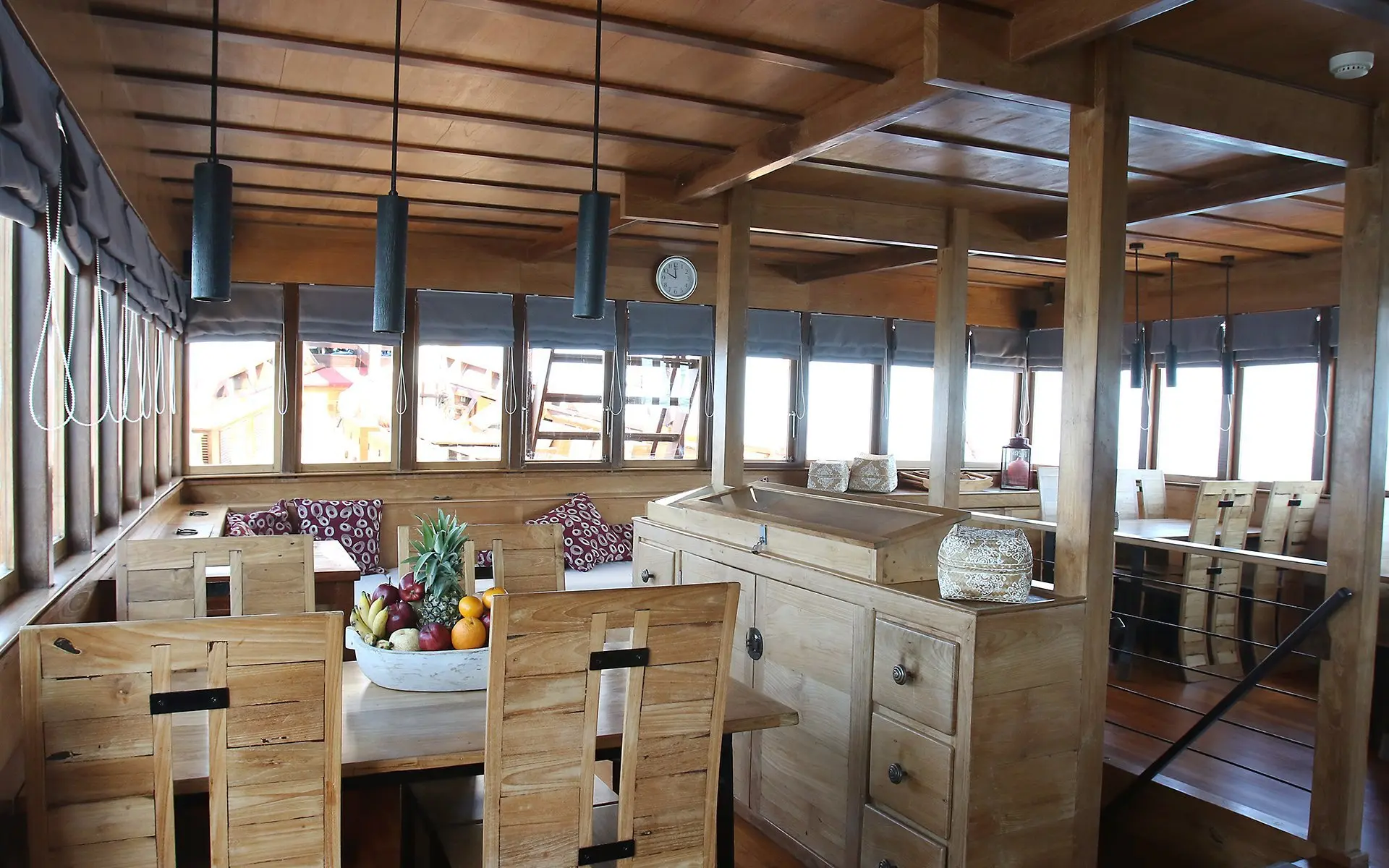 Tiare Liveaboard Indoor Dining Room | Indonesia Juara Trip